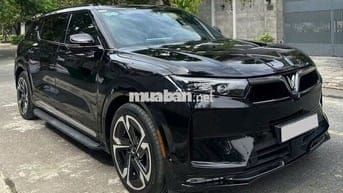 VinFast VF9 Plus 2025 màu đen, mua Pin