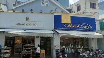 Cho thuê nhà mặt tiền Nguyễn Phúc Nguyên, P.10, Q.3 giá 80tr