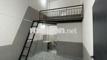 Phòng mới vừa xây xong, ngay đường Phạm Văn Đồng gần Cầu Bình Lợi