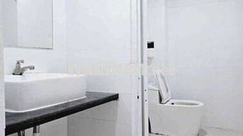 Mb PASTUER Q1. ĐỐI DIỆN SG CENTER, DT 100M2. giá có 20tr