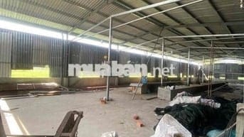 CHO THUÊ KHO XƯỞNG 10x30 - 15TRIỆU - LỢP KÍN TÔN TẤT CẢ - XA DÂN CƯ