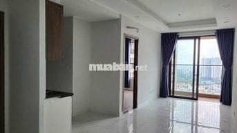 căn hộ 2 phòng thoáng mát view đẹp có hồ bơi, siêu thị gần VSIP