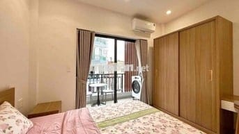 Cho Thuê Căn Hộ Tone Gỗ Ngay Cầu Lê Văn Sỹ