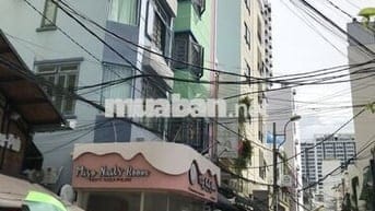 Cho thuê nhà 4 tầng 1 tum khu phố Hàn Quốc, Nha Trang
