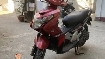 Cần bán xe Yamaha Nouvo màu đỏ đun, đăng ký xe đầy đủ