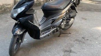 Cần bán xe Suzuki Hate 125cc biển 30F8, xe đẹp, máy êm ru