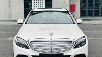 C250 Exclusive trắng/kem 2015