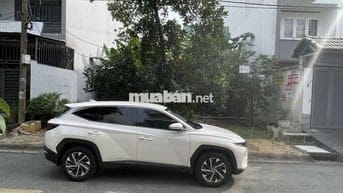 Hyundai Tucson 2022 2.0 Xăng tiêu chuẩn - 60000 km