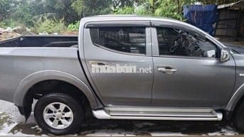Mitsubishi Triton 2018 Xám 137000 km