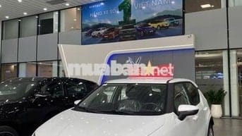 VF5 khách em cần bán lại xe mới, chưa đăng ký