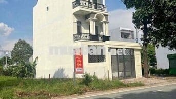 Nhà mặt tiền Phường Phú Tân mới