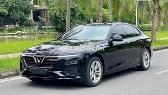 Vinfast Lux A2.0 2022 Base 30000 km Đen