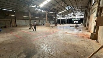 Cho thuê kho Xưởng mặt tiền đg Nguyễn văn bứa hóc Môn DT 1600m2 65tr 