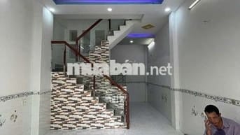 Nhà nằm ngay mặc tiền đường Nguyễn Văn Bứa DT:4m-12m giá 480tr