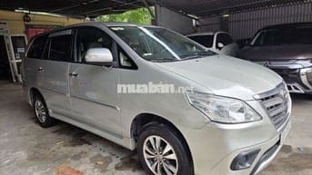 Toyota Innova 2015 2.0E Bạc