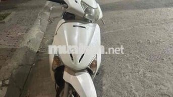 xe hon đa máy êm , như hình