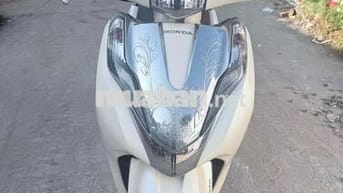 Honda Lead 2017 Trắng kem