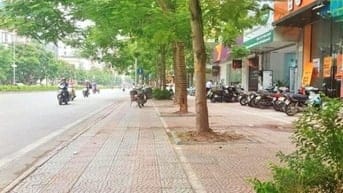 MP NGUYỄN VĂN CỪ 90M2 X 5TẦNG, MT4,5M VỈA HÈ KD, GIÁP NGÃ 4. 26,5 TỶ5