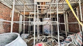 CCNM 7 TẦNG THANG MÁY Ô Tô Đỗ Cổng