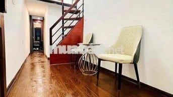 Chỉ 2.15 tỷ tập thể Thọ Lão 2 mặt thoáng 2 ngủ KK, bãi ô tô, tặng NT