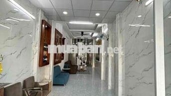 Nhà hai mặt tiền trước sau. btct. 84m2. 7pn. 5wc. p12 Gò Vấp