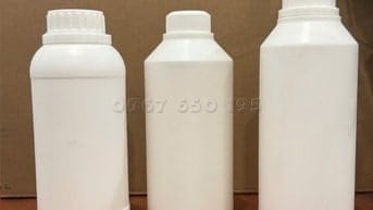Chai nhựa 500ml đựng hóa chất, dầu nhớt, phân bón ....