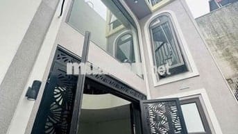 (CHO THUÊ) NHÀ RIÊNG 3 NGỦ GẦN AEON MALL LONG BIÊN