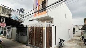 BÁN NHÀ ĐẸP FULL NỘI THẤT HẺM TRỤC CHÍNH HẺM 156 LÊ ANH XUân CẦN THƠ