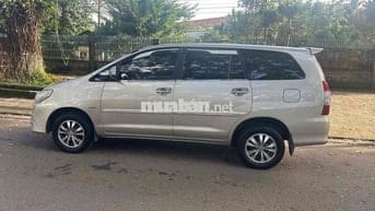 gd cần bán Toyota Innova 2015 E