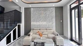 PHÁ GIÁ !! CHỦ NGỘP CẦN BÁN GẤP NHÀ LẦU ĐỂ XOAY VỐN, SỔ RIÊNG THỔ CƯ !