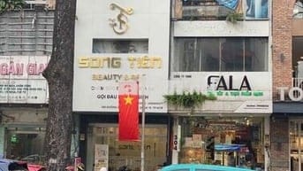 Mặt tiền đường 3/2 Quận 10, Trệt 2 Lầu, Giá 40tr