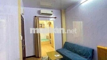 CĂN HỘ 2 KO GIAN NGỦ, TẦNG TRỆT SÂN TRƯỚC THOÁNG MÁT GẦN HOÀNG SA