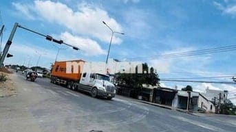 Bán 2444m2 đất-400 thổ có nhà xưởng 1000m2 - 2mặt tiền đường container