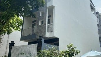 Bán nhà mặt phố 100m2(5m*20m), nhà 1 trệt, 3 lầu, KDC Phước Kiển A