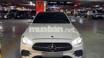 Mercedes Benz E Class 2022 E300 AMG - 29000 km