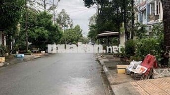 Nhà mới xây 2 phòng KDC Hồng Phát