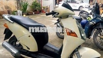 Honda @ màu Kem máy êm giá rẻ 4tr