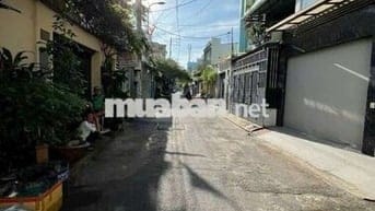 Nhà cấp 4 DT khủng 6❌23 vị trí Vip đẹp gần coopmart pvh tiện xây chdv