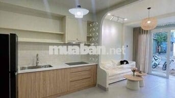 NHÀ TRUNG TÂM PHỐ HẺM TRẦN HƯNG ĐẠO ĐƯỜNG 2 Ô TÔ