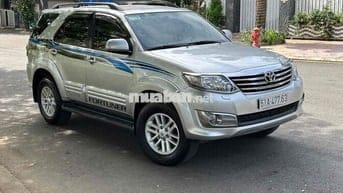 Toyota Fortuner 2013 2.7V 4x4 AT - 50500 km