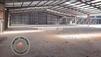 Chủ cho thuê xưởng 3600m, đg container quay đầu