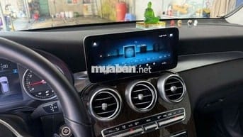 Mercedes-Benz GLC 200 2022 Đen 20000 km