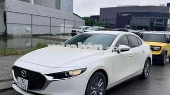 Mazda 3 2023 1.5L Luxury - 40000 km