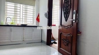 Pass phòng ban cong 22m2 nội thất đầy đủ gần Etown