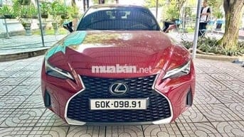 Lexus IS300 2022