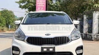 Kia Rondo máy dầu số tự động