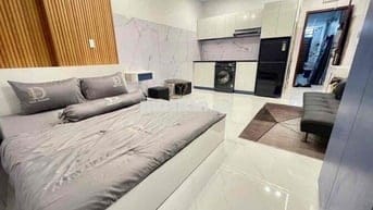 CĂN HỘ CAO CẤP FULL NỘI THẤT NGAY CÔNG VIÊN LÀNG HOA