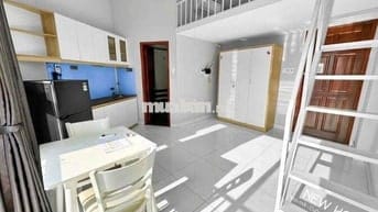 DUPLEX BAN CÔNG FULL NT NGAY NGUYỄN VĂN TRỖI - NHÀ THANG MÁY