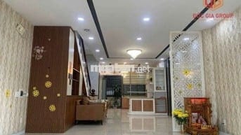 Bán nhà 1 trệt 2 lầu khu dân cư Sunshine Long Châu gần trường Tam Hiệp