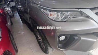 Toyota Fortuner Xám 7 chỗ